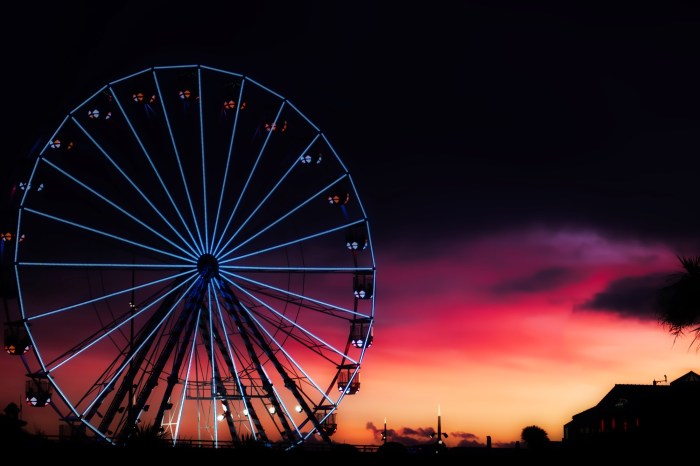 ferris_wheel_night_england_united_kingdom_113375_2200x1467
